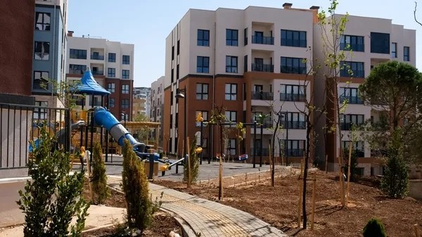 Bakan Kurum Paylaştı! Kahramanmaraş’ta Anahtarlar Teslim Edildi Hayat Yeniden Kuruldu